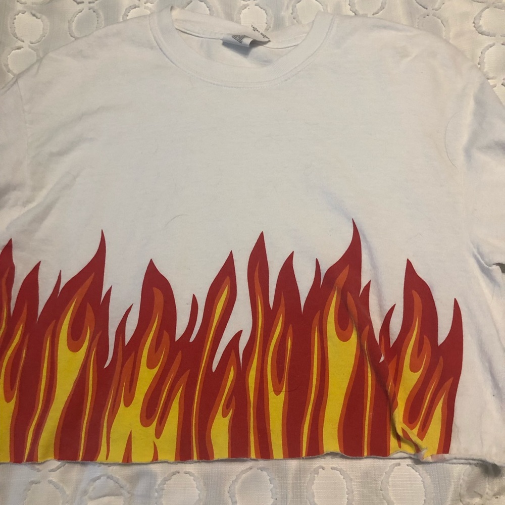 LONG SLEEVE CROPPED FLAME SHIRT